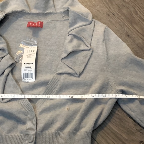 ELLE NWT Button-down Cardigan with Fitted-waist and Ruffled V-neck - Picture 8 of 11